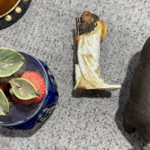 紫砂摆件陶瓷制品