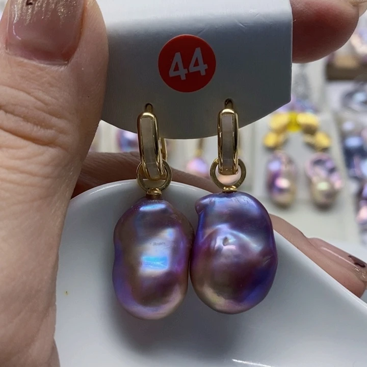 银S925镶嵌耳饰淡水珍珠