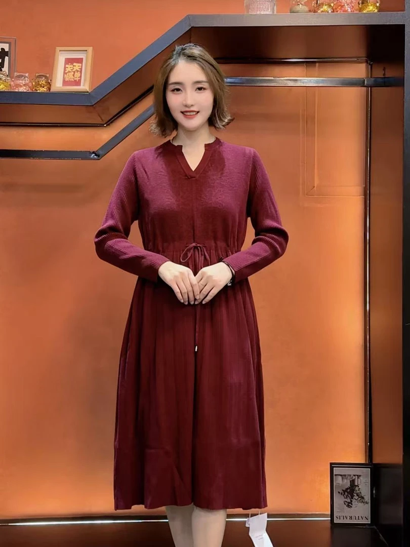 05 修身秋冬气质大码新款收腰针织连衣裙