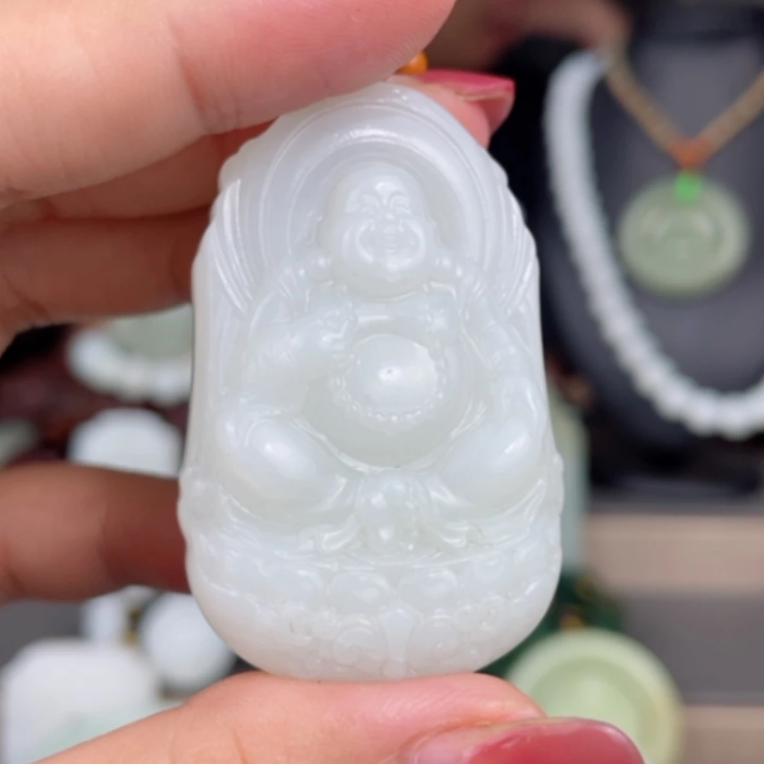 【闪购商品】颈饰未镶嵌和田玉