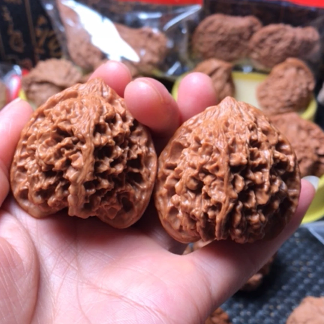 【闪购商品】摆件核桃满天星尺寸44