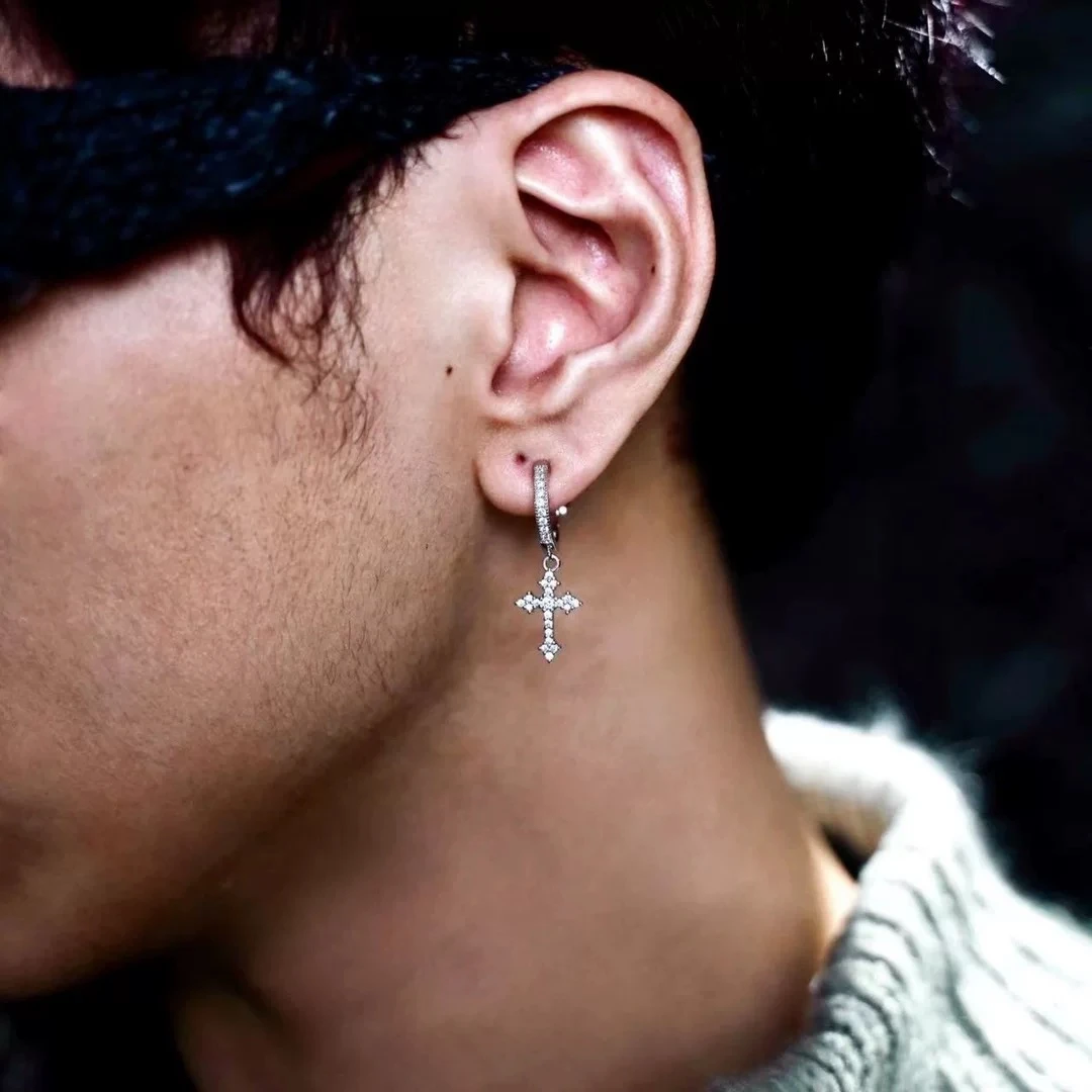 合金耳饰 银色男十字架耳环饰品简约小众耳扣气质无耳洞欧美耳夹