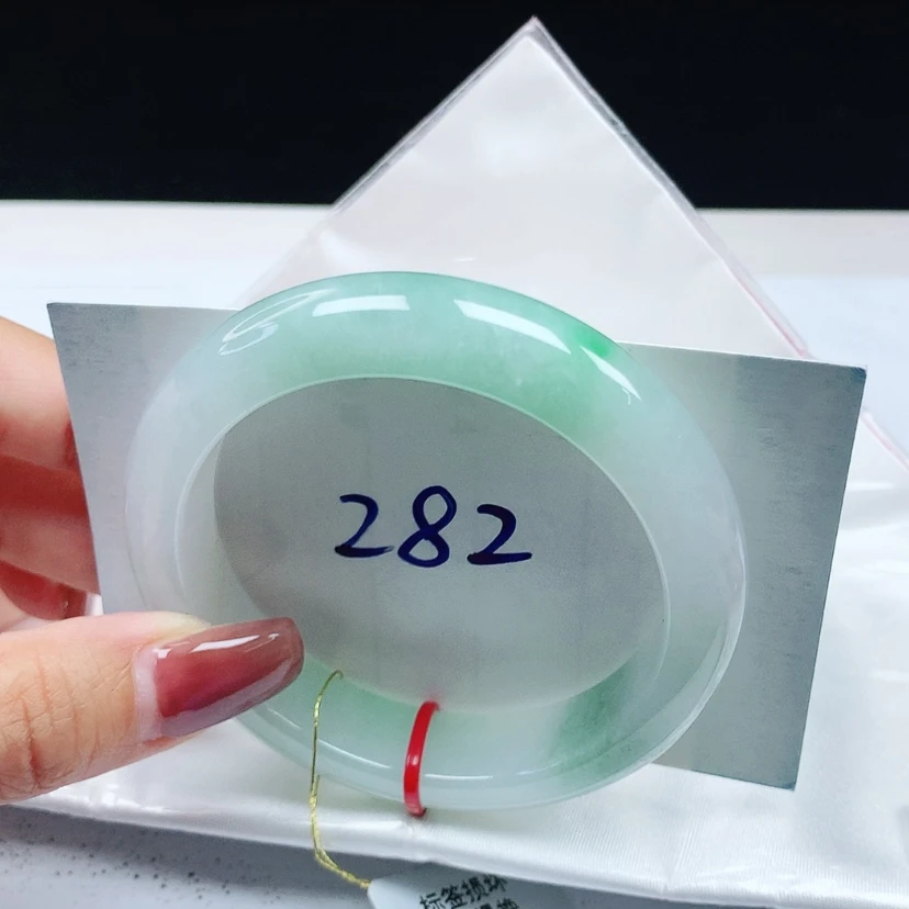 【闪购商品】翡翠手镯未镶嵌 正圈55