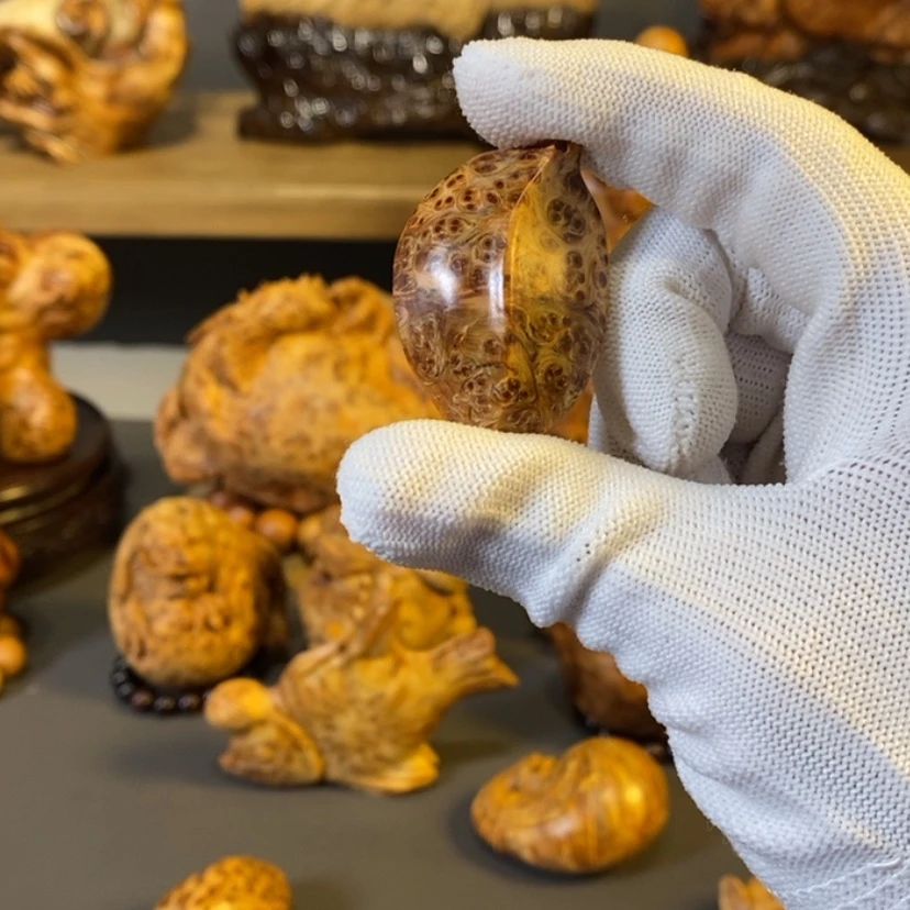 【闪购商品】柏木（崖柏）静**时手把件