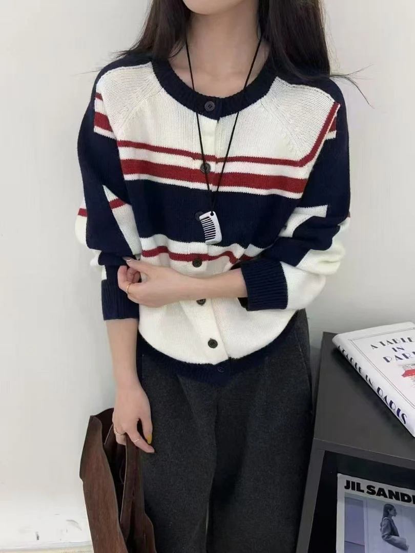 孤品扣号直播间下单请备注--以直播间为主--灯牌优先春夏秋冬女装