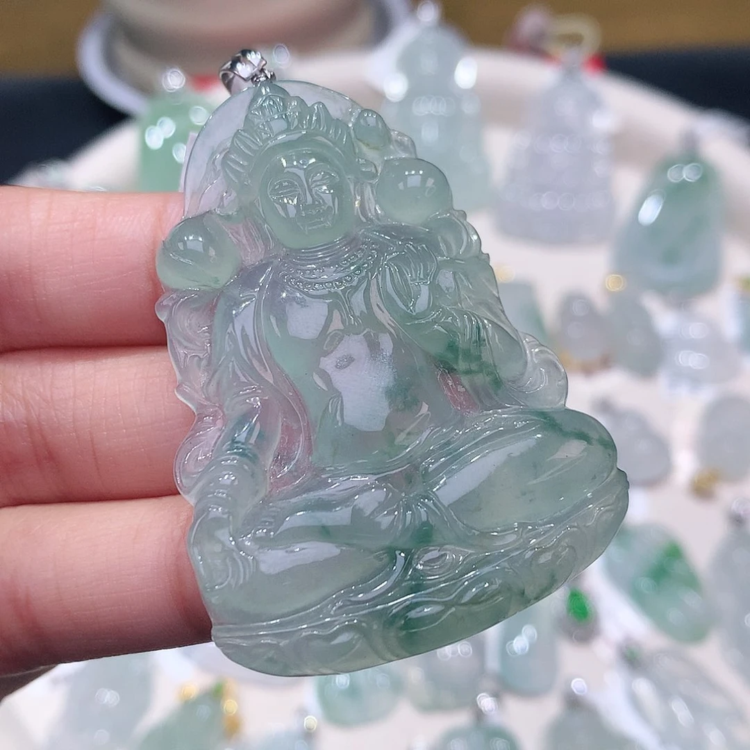 颈饰18K金镶嵌翡翠度母