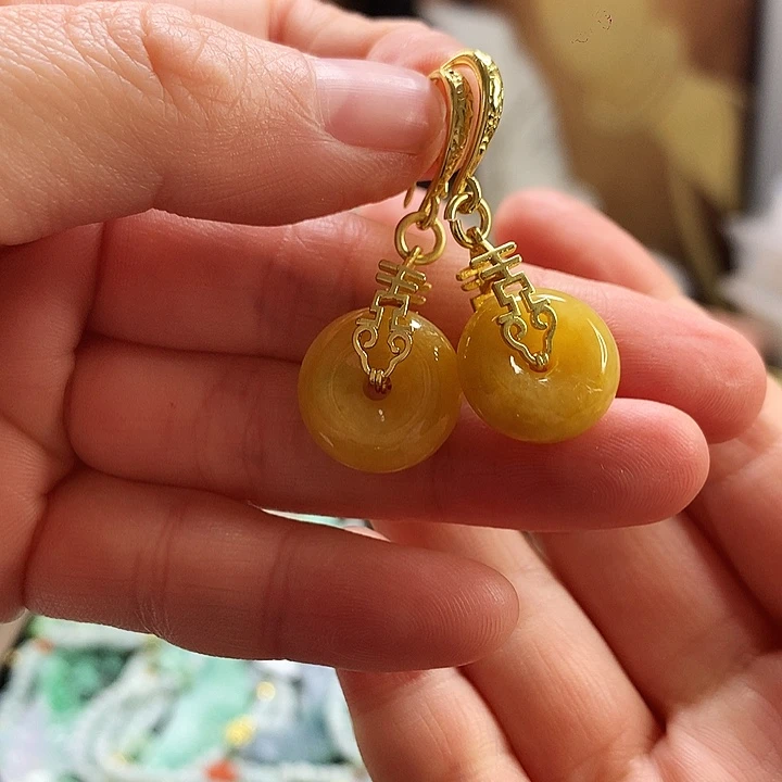 翡翠耳饰未镶嵌耳饰