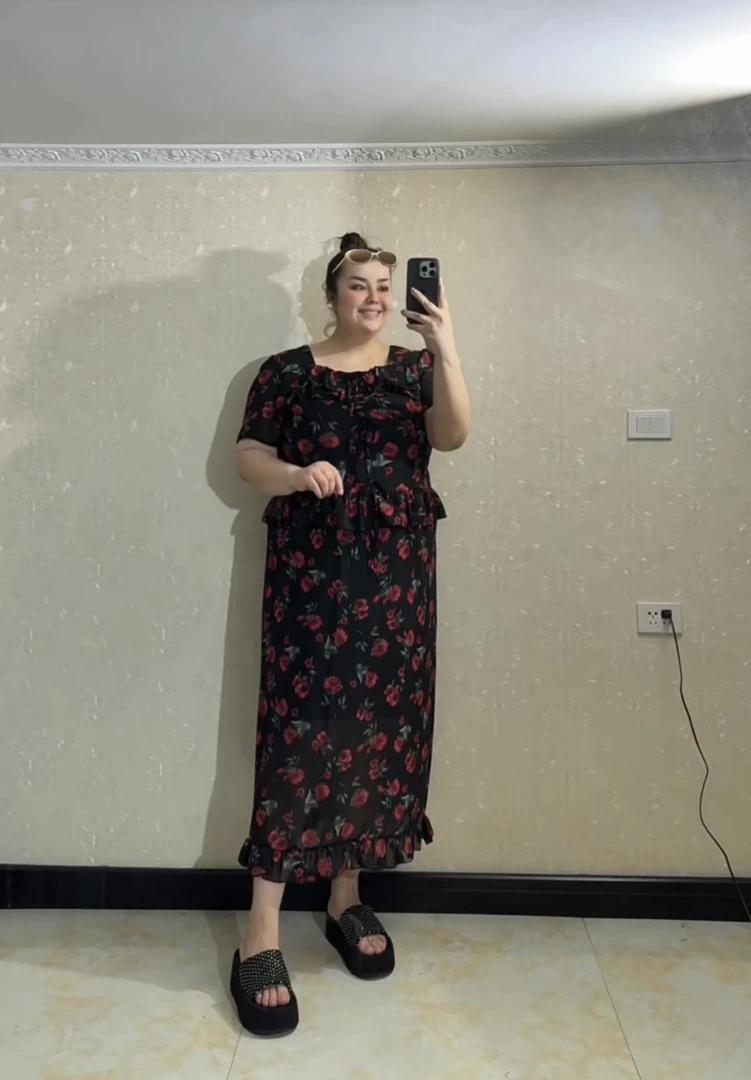 九月家大码胖mm玫瑰花套装