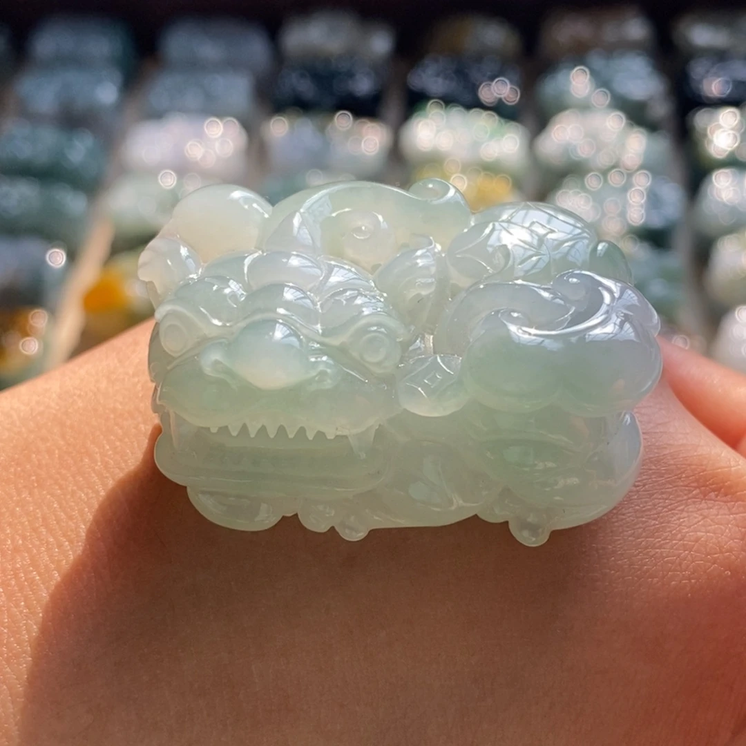 翡翠未镶嵌颈饰天然翡翠貔貅吊坠