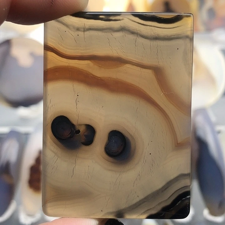 查罗石未镶嵌珠宝半成品94