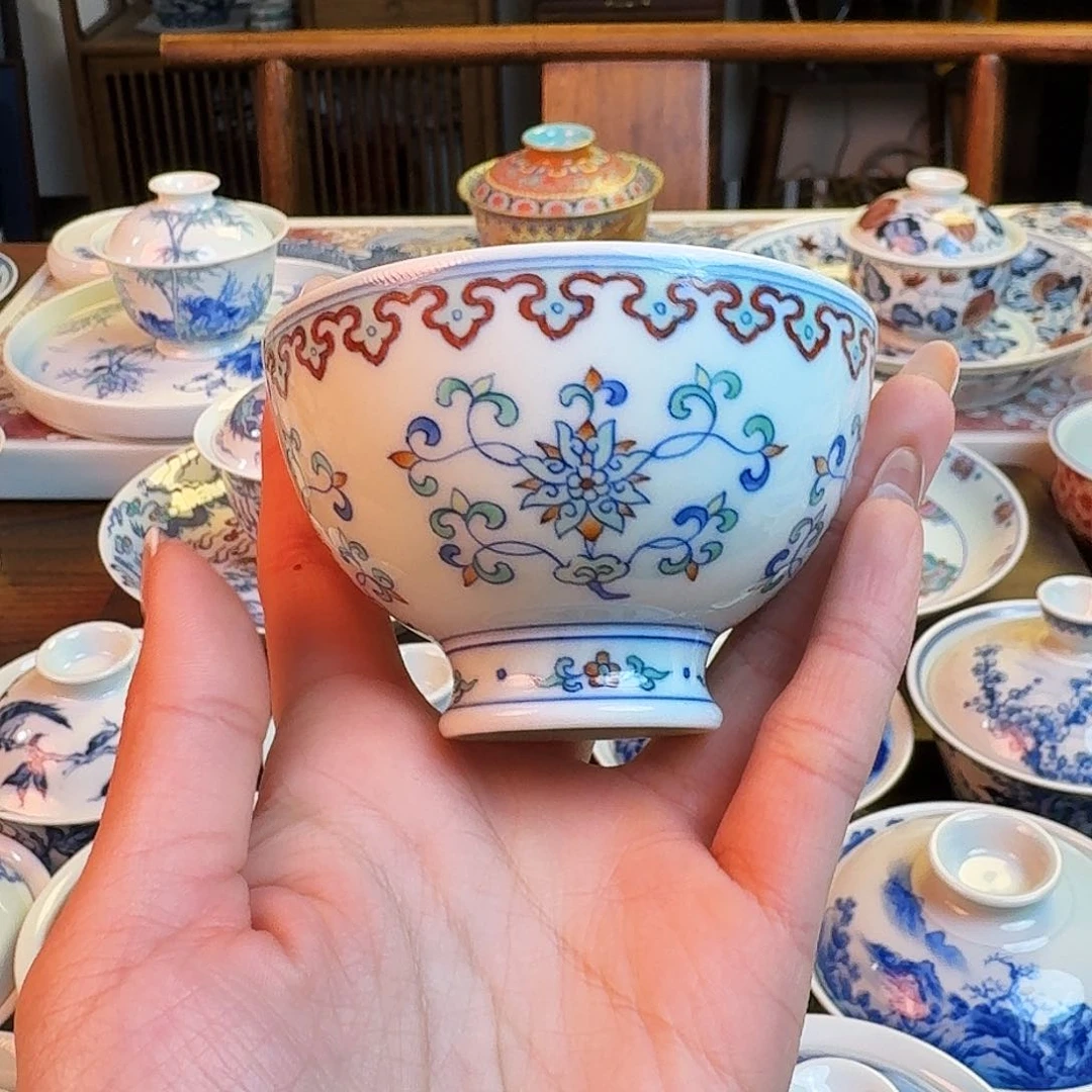 杯重工见山烧斗彩高脚杯