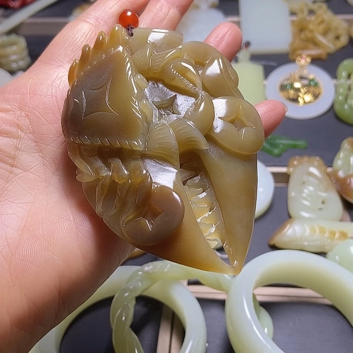 和田玉未镶嵌挂件