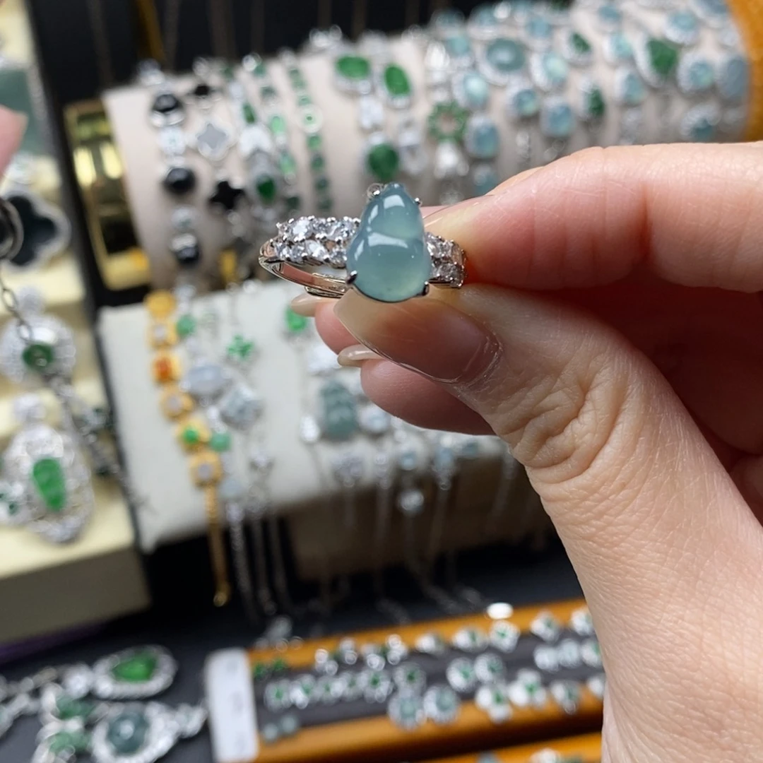 未镶嵌挂件翡翠翡翠