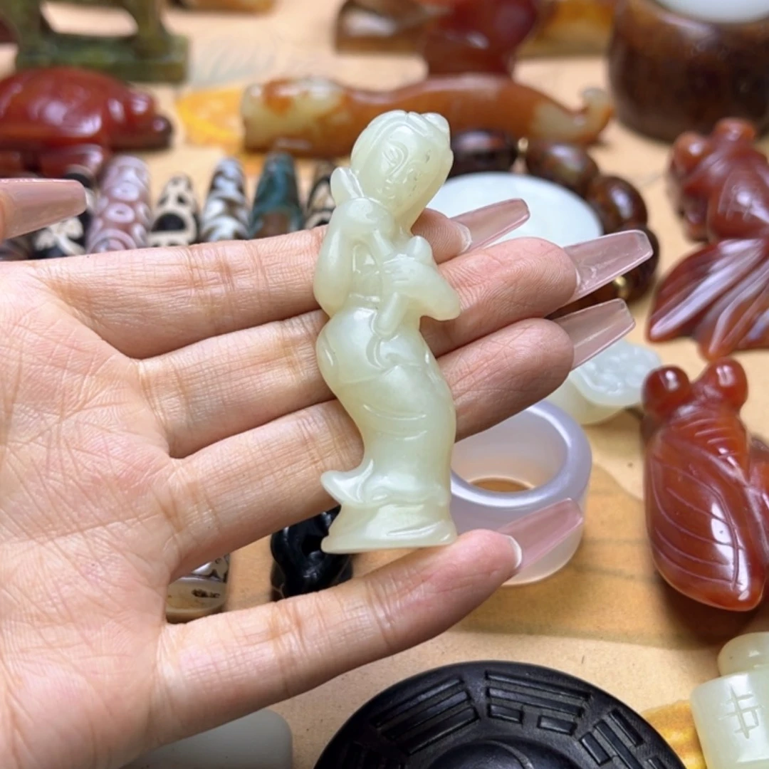 【闪购商品】蛇纹石玉颈饰未镶嵌