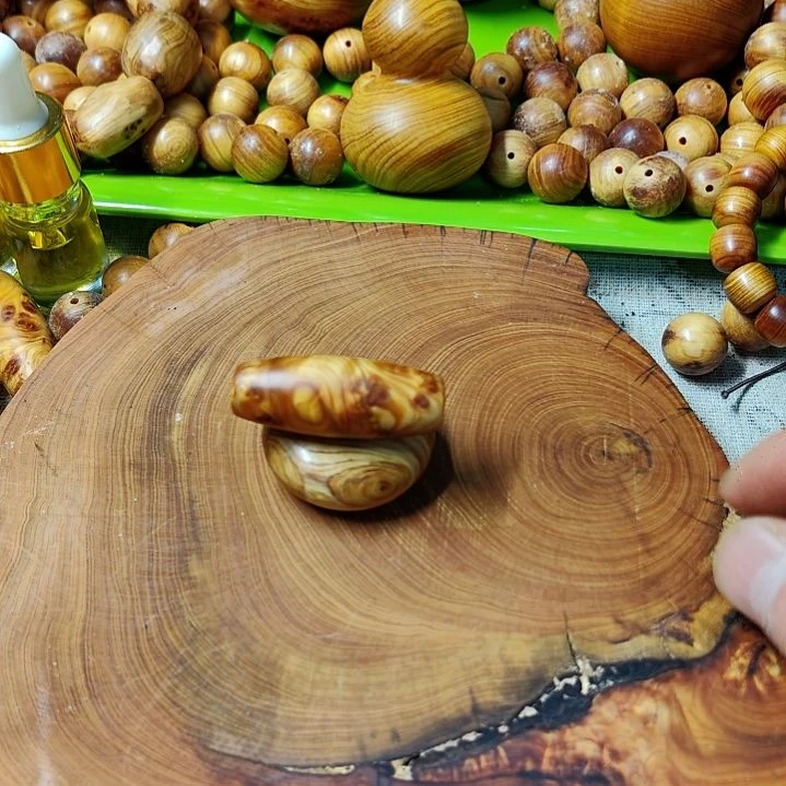 এ****₀太行崖柏手工艺品