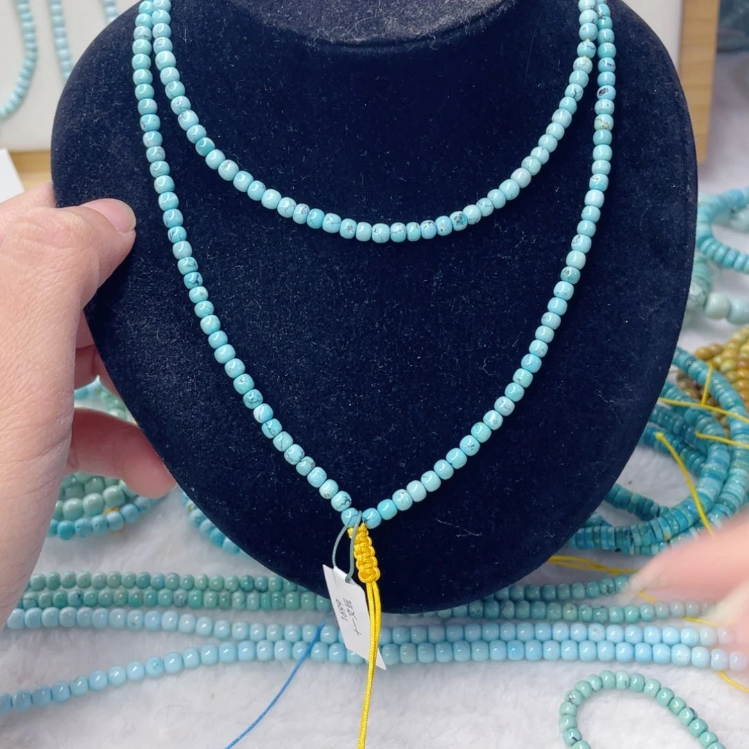 绿松石未镶嵌颈饰