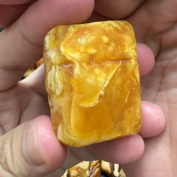 未镶嵌定制琥珀蜜蜡