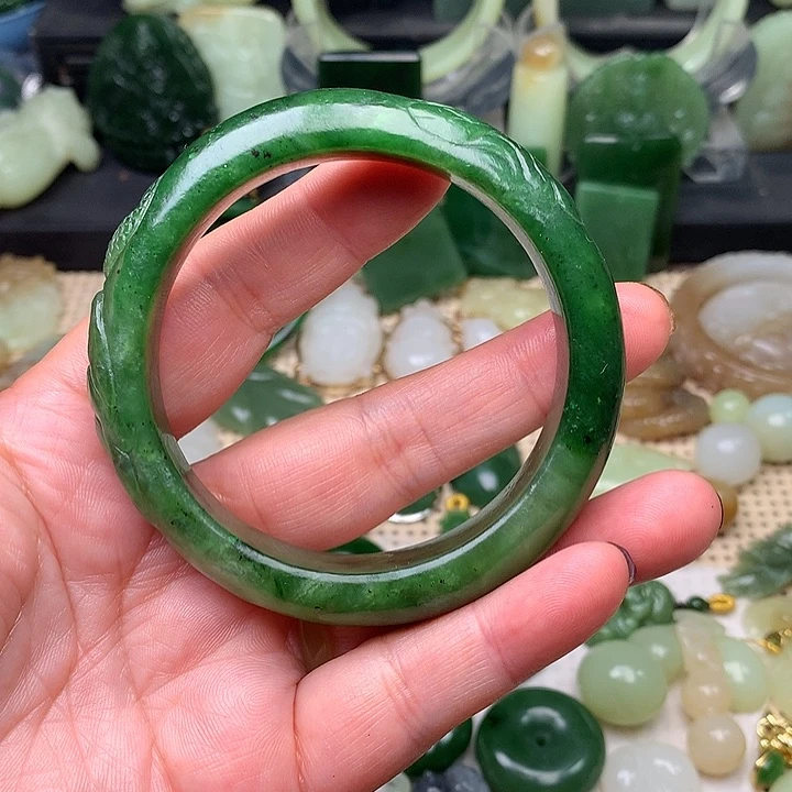 和田玉颈饰未镶嵌吕*口