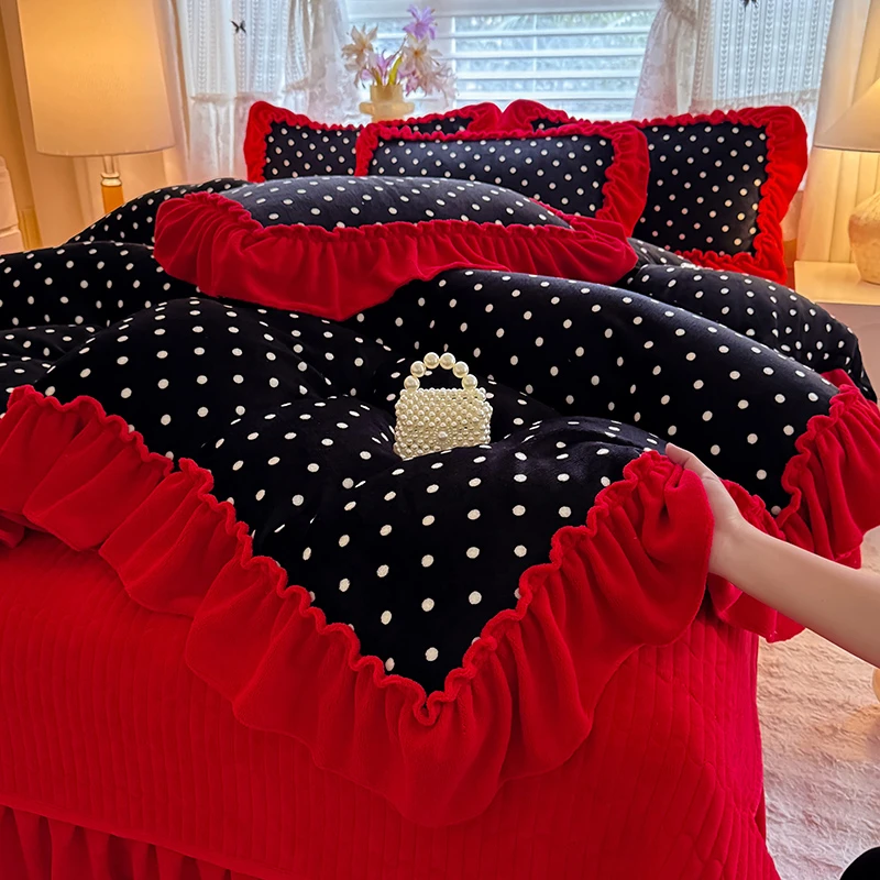 黑红波点牛奶绒花边床盖四件套冬季保暖珊瑚绒双面绒被套床上用品