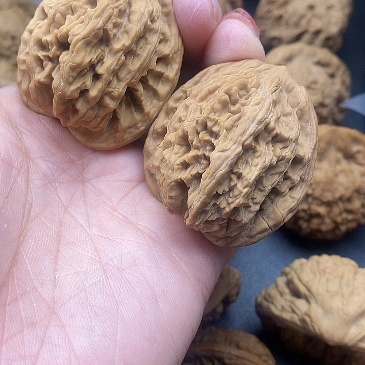 龙脊菩提吊坠粗筋虎头42