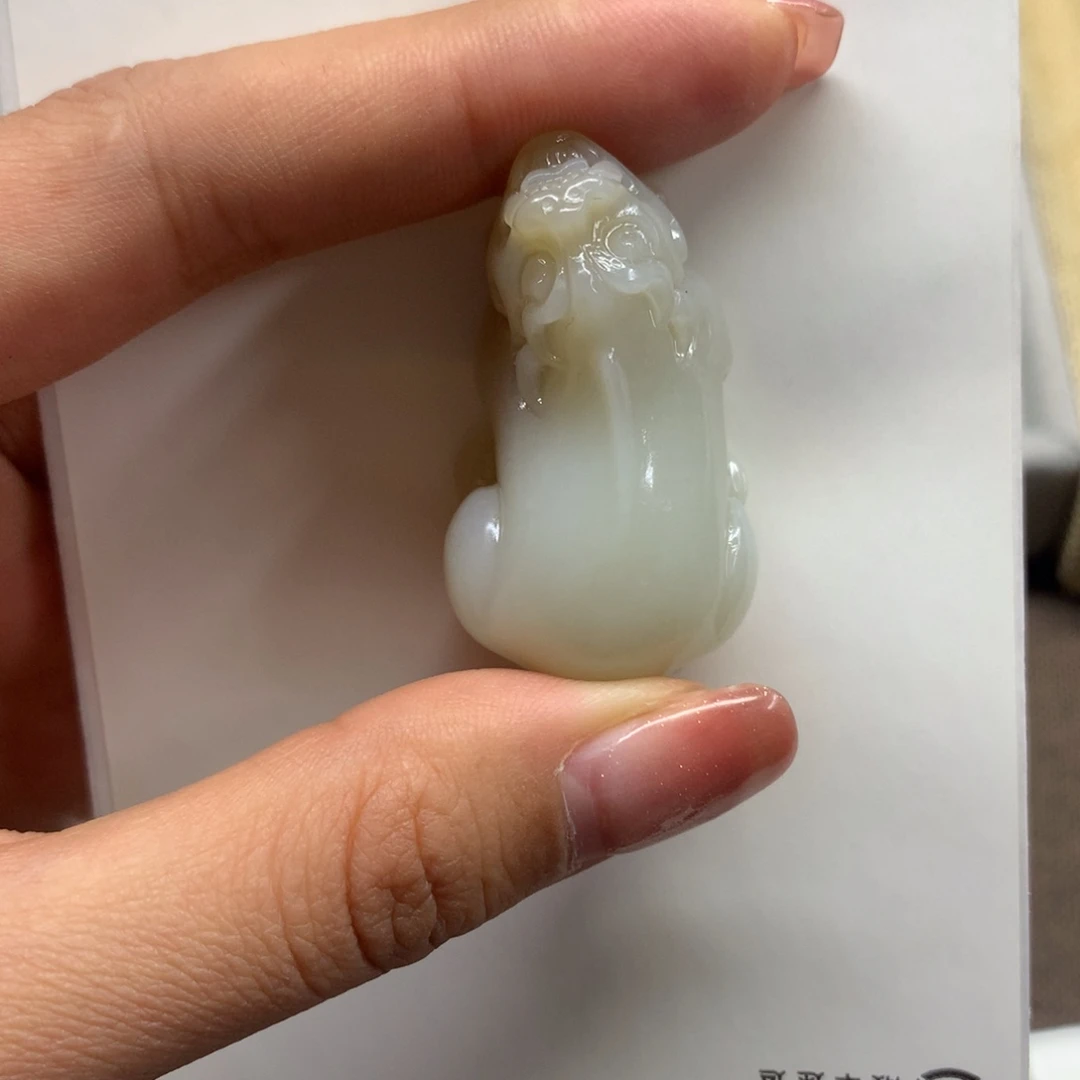 和田玉（糖玉）未镶嵌颈饰