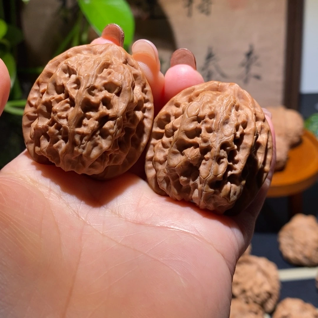 文玩核桃把件磐石39，压手