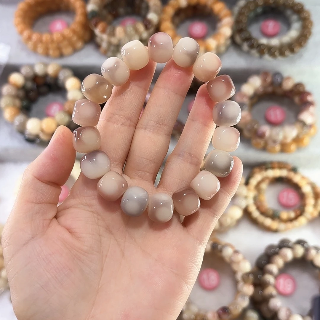 -***Q菩提根/象牙果吊坠