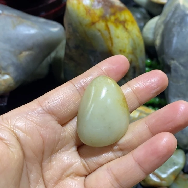 和田玉（糖玉）未镶嵌挂件