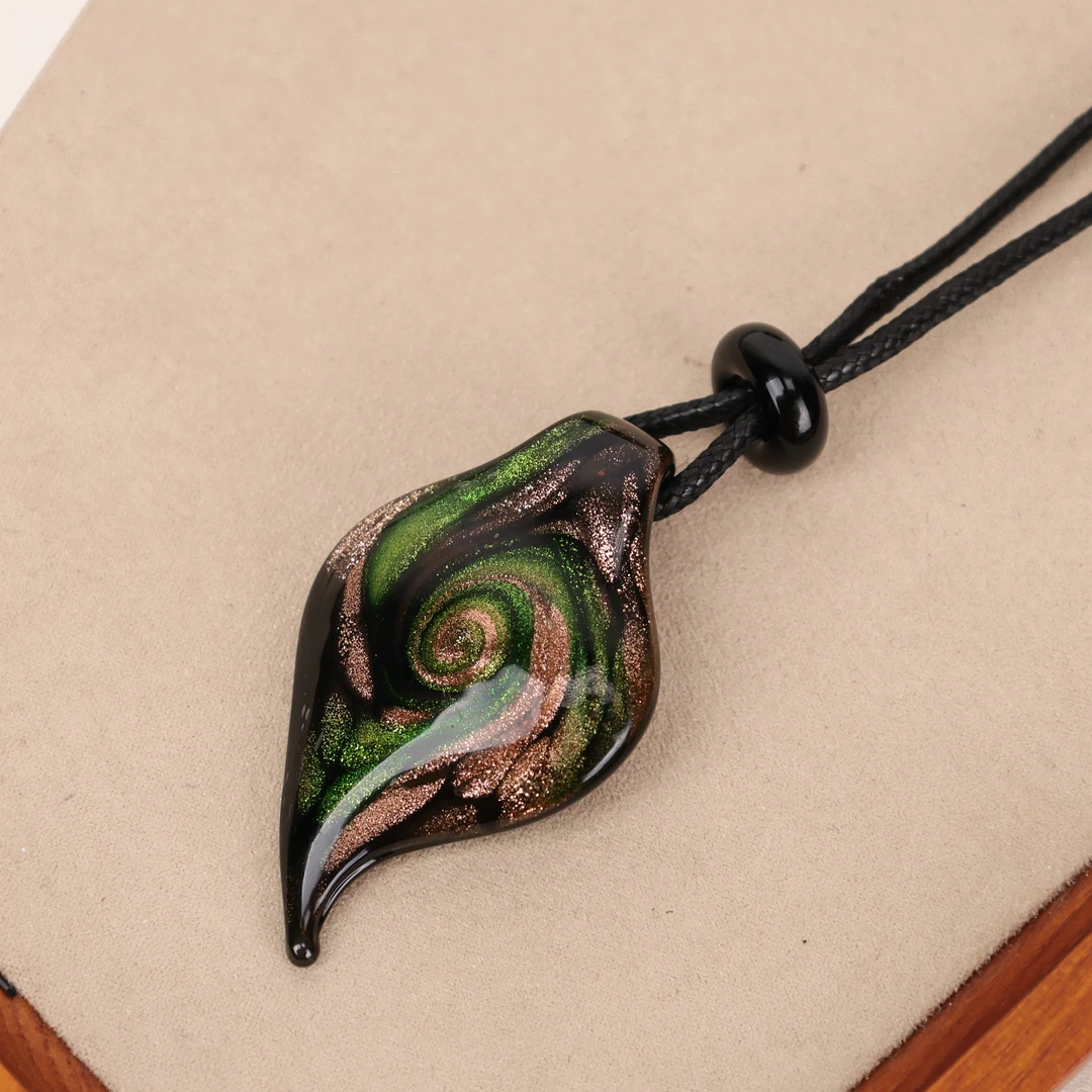 合金吊坠 （希媛专属）CY0002 黑色绿色树叶琉璃吊牌绳编款