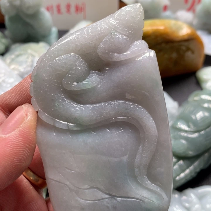 翡翠未镶嵌颈饰保真天然a货翡翠