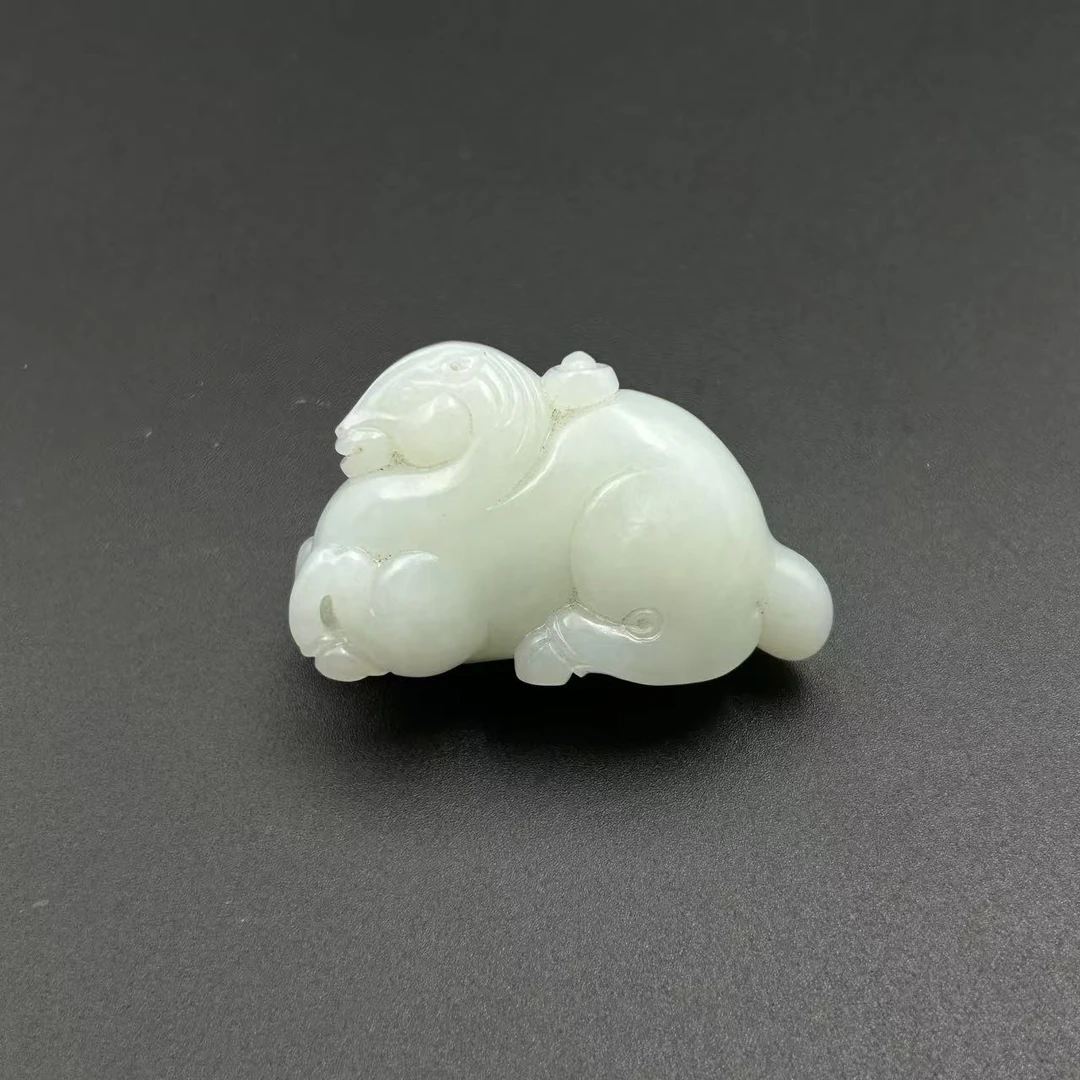 LOT.37/20世纪和田玉动物雕件/S448168