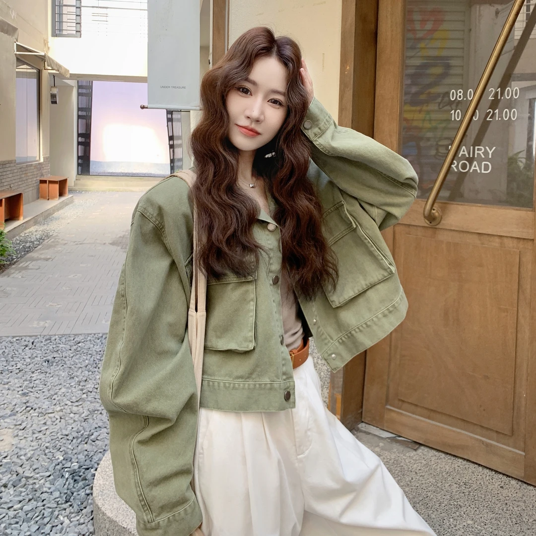 豆绿色韩系设计感立领工装外套女2025秋季小个子甜酷炸街短款夹克