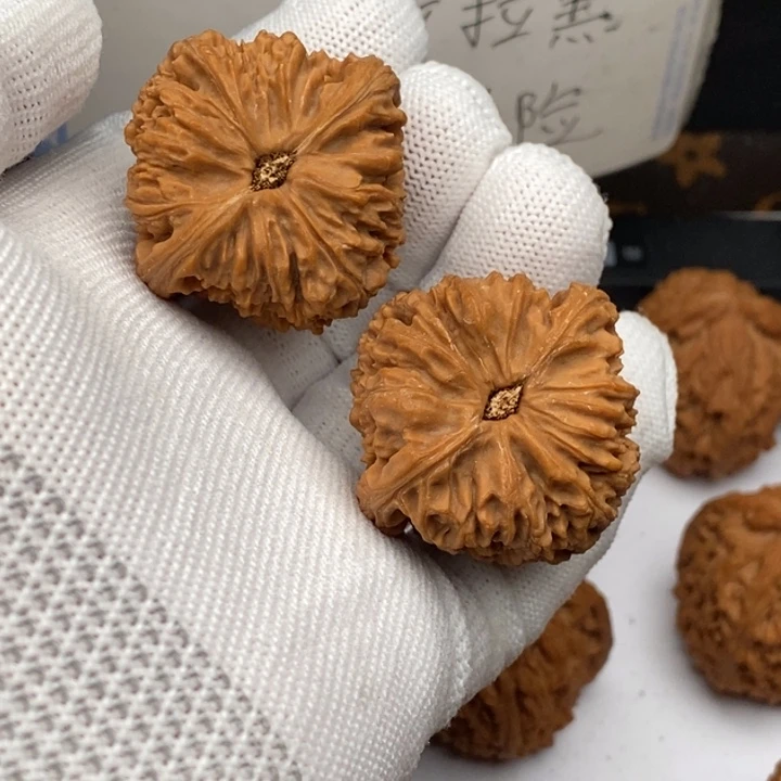 文玩核桃把件南疆石39