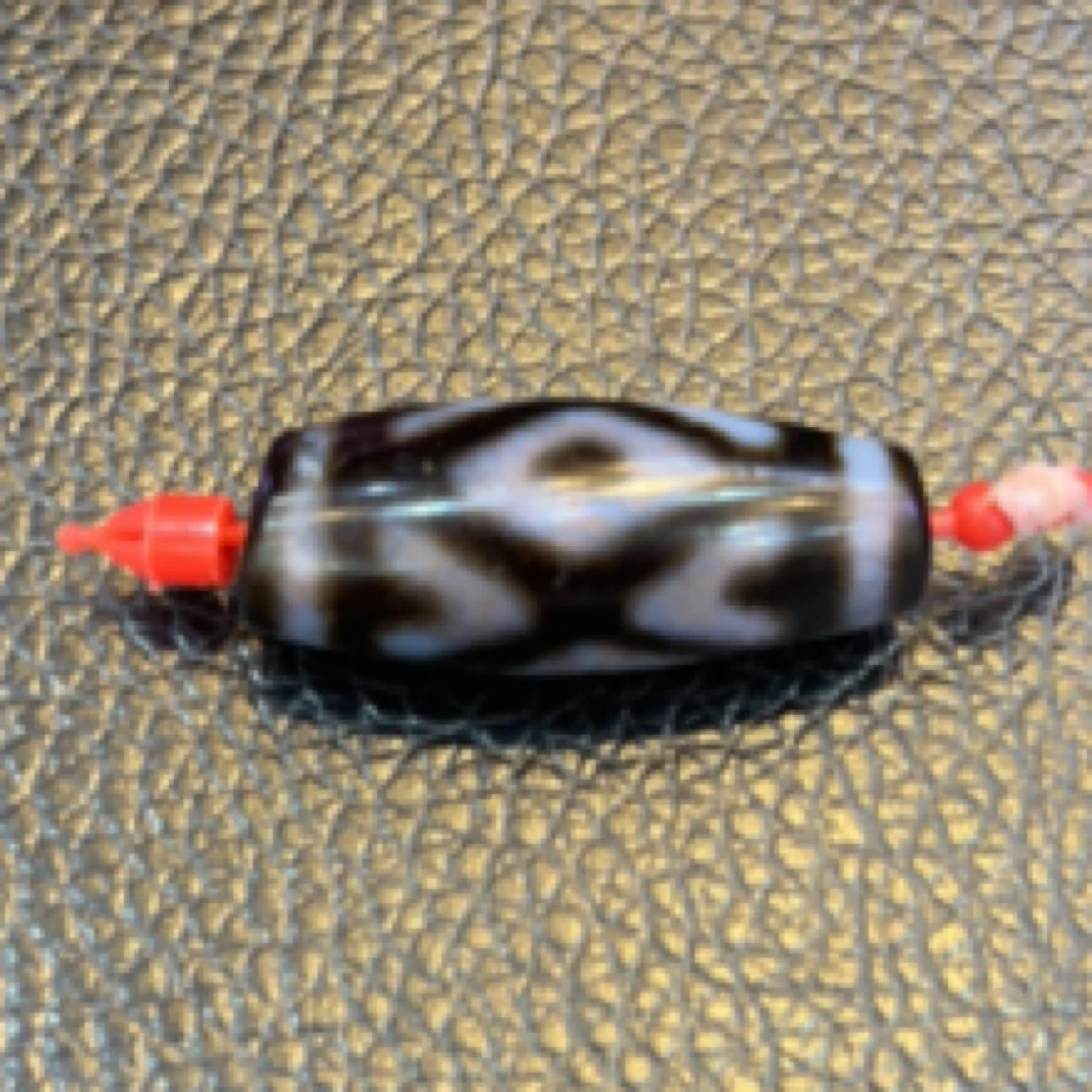 台珠聚缘红砂金刚三眼玛瑙珠