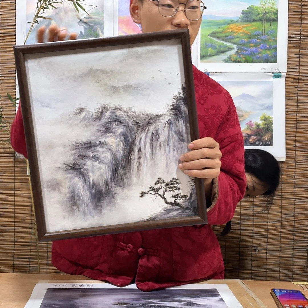油画薇爽帮恭喜竞拍成功！