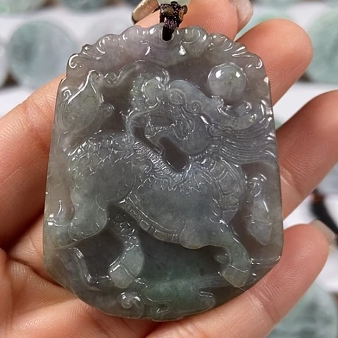 翡翠颈饰未镶嵌麒麟福利