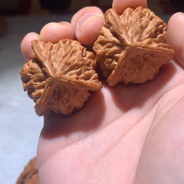 把件文玩核桃39全品盘山三棱