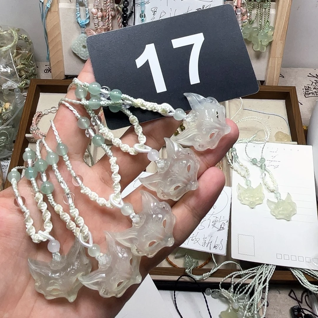 蛇纹石玉合金颈饰