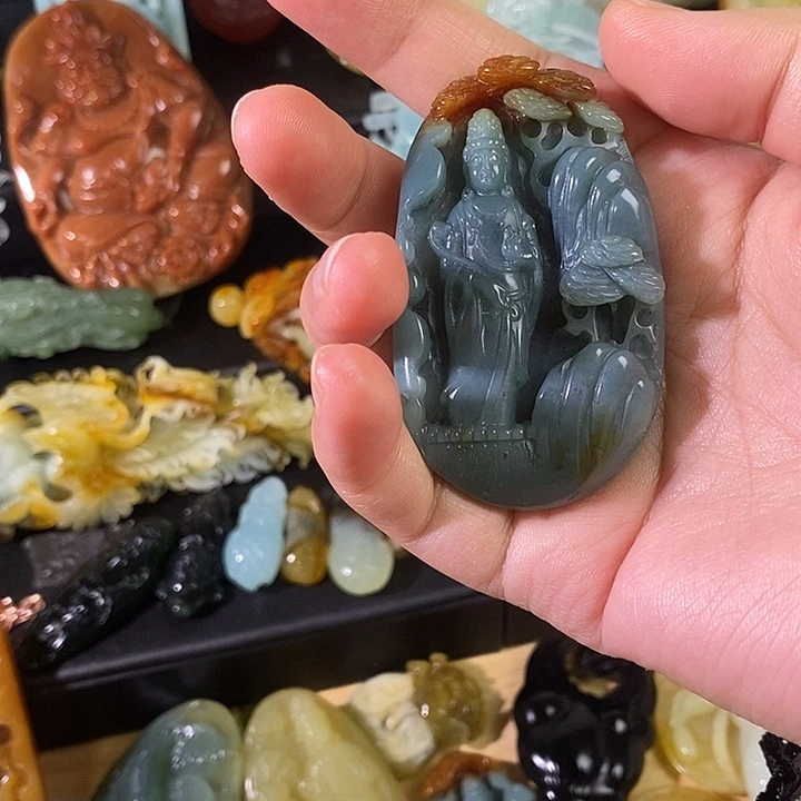 蛇纹石玉合金颈饰