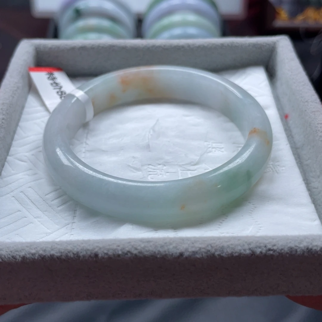 翡翠未镶嵌手镯手镯