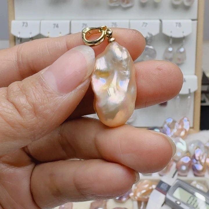 淡水珍珠未镶嵌颈饰