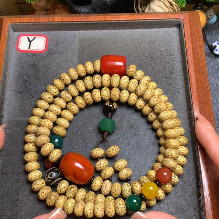 星月菩提吊坠菩提