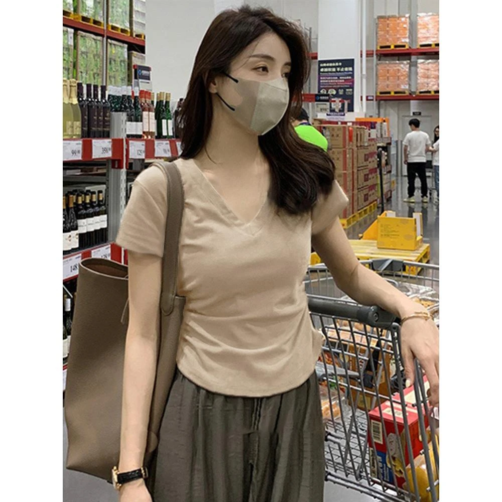 法式正肩v领短袖t恤女夏季2026新款微胖修身收腰显瘦大码短款上衣