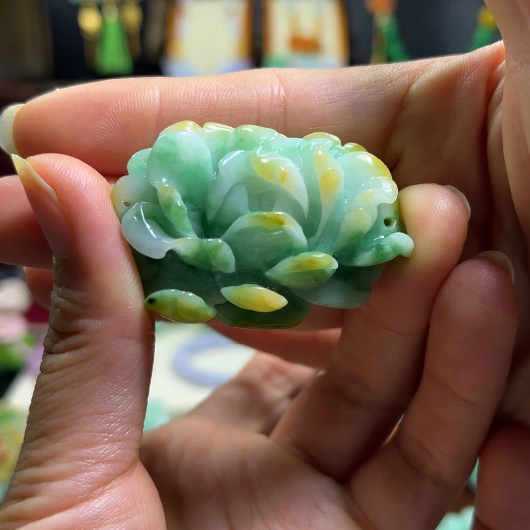 翡翠未镶嵌颈饰天然翡翠