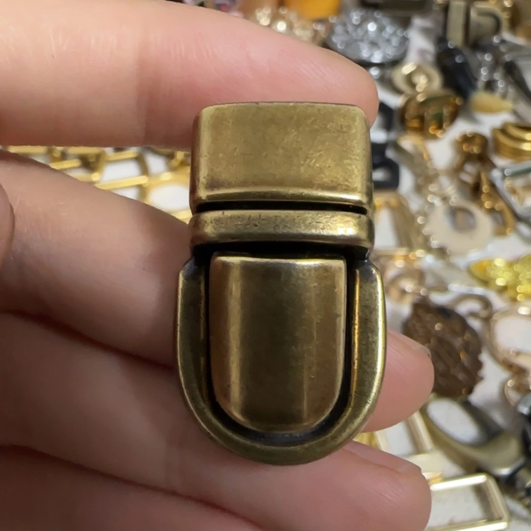 化石插锁10元2个.满3元发货.