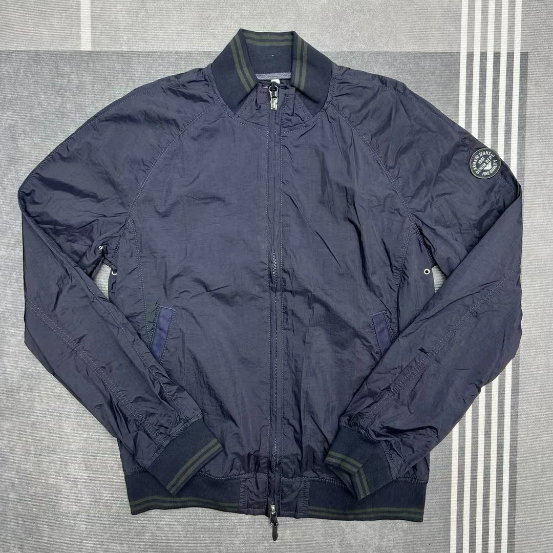 未使用 GIORGIO ARMANI/阿玛尼 薄款夹克男士拉链立领男款冲锋衣