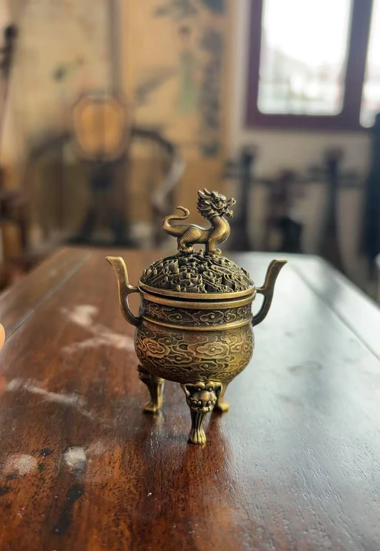 祥瑞精品雕刻麒麟小香炉a080