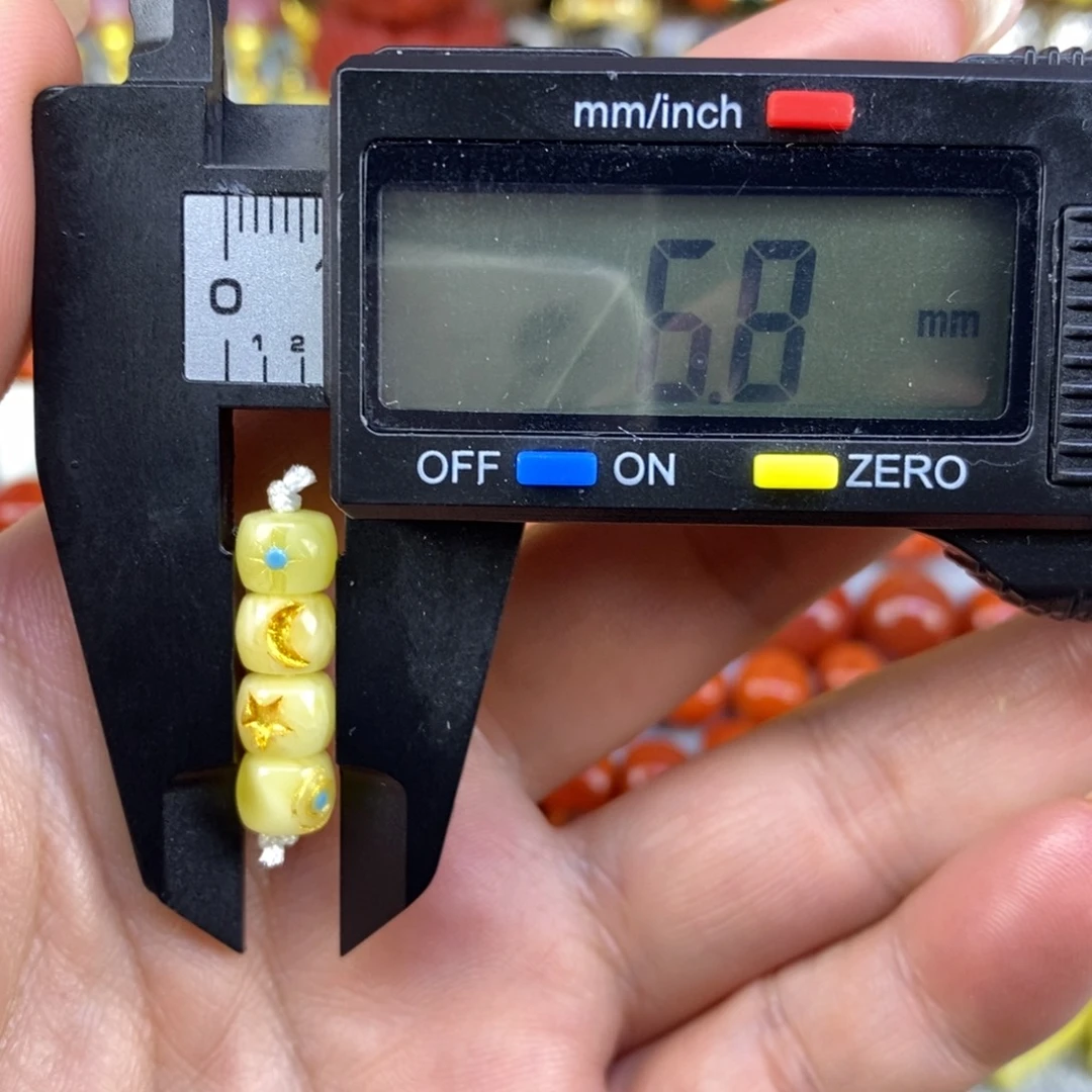蜜蜡未镶嵌裸石6mm