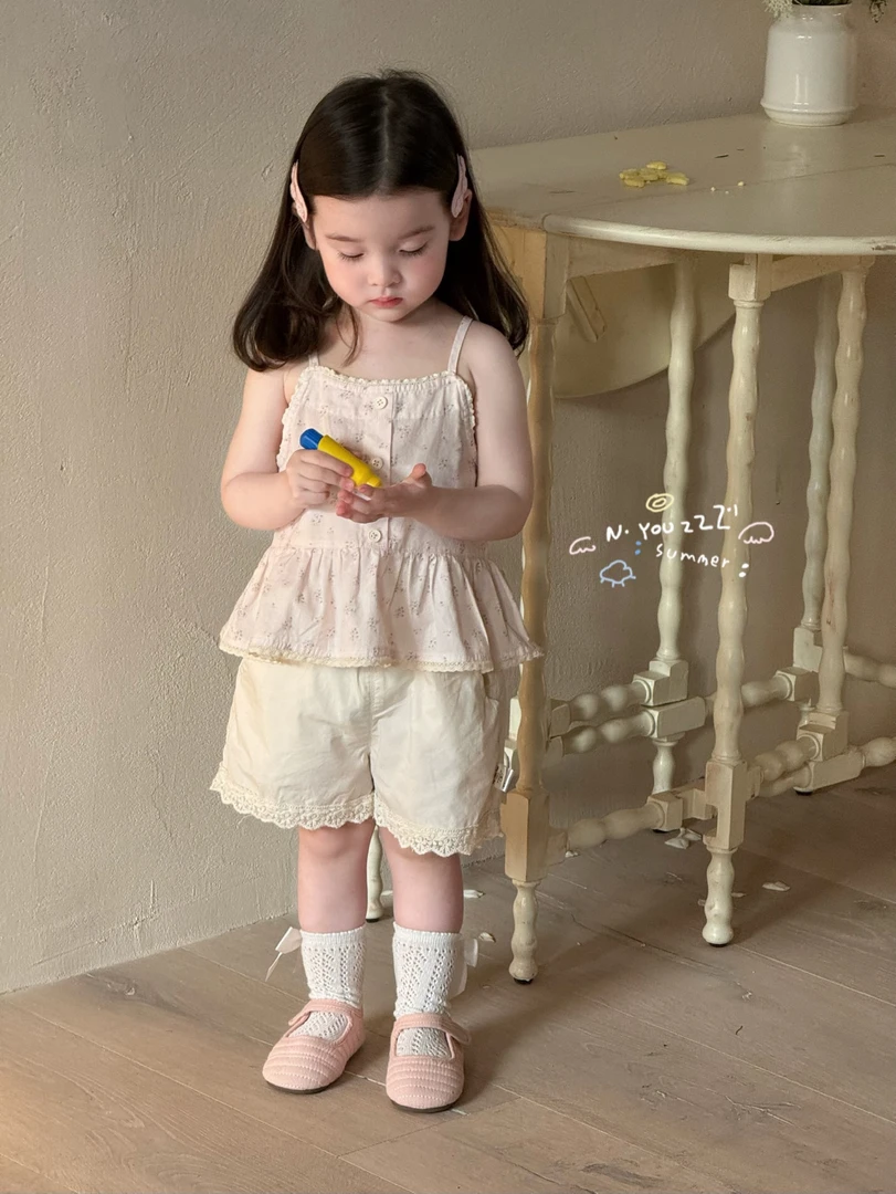 奶油奶盖婴儿夏装新生儿婴童衣服女宝宝碎花吊带短裤两件套套装