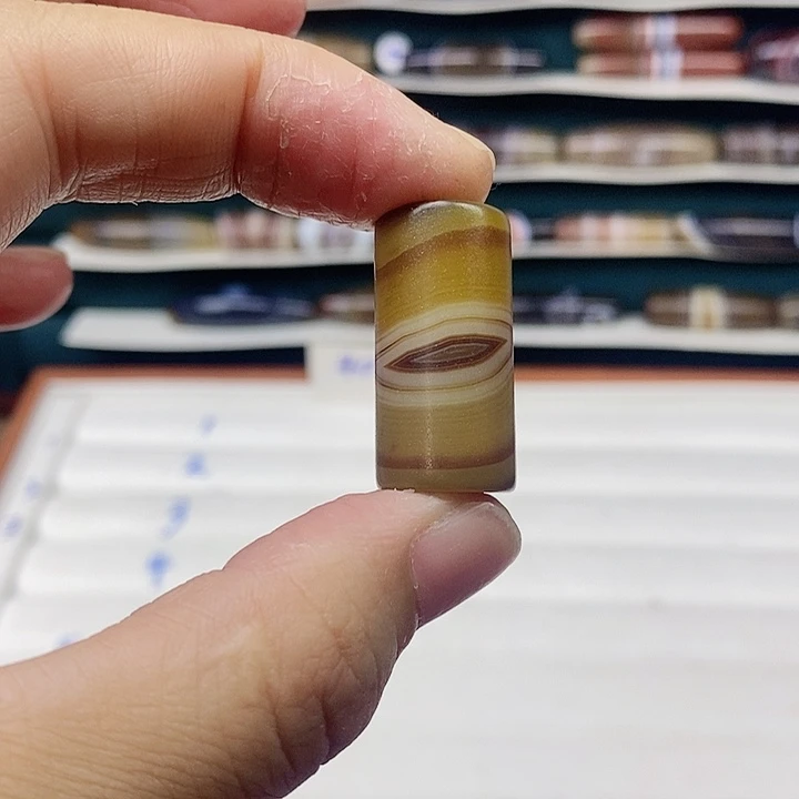 七***棠玛瑙/玉髓未镶嵌颈饰